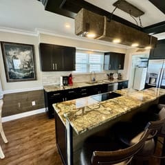 Luxury Pirate Beach House | Ocean Views | Steps to Beach | Golf Cart | Sleeps 11