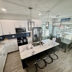 Ocean View Ocean Lakes 4BR | Golf Cart | Steps to Beach | Sleeps 9