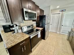 Ocean View Ocean Lakes Beach House | Golf Cart | Steps to Beach | Sleeps 10 - Image 5