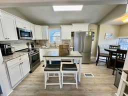 Dog-Friendly Ocean Lakes Beach Cottage | Golf Cart | Sleeps 6 | Myrtle Beach - Image 2