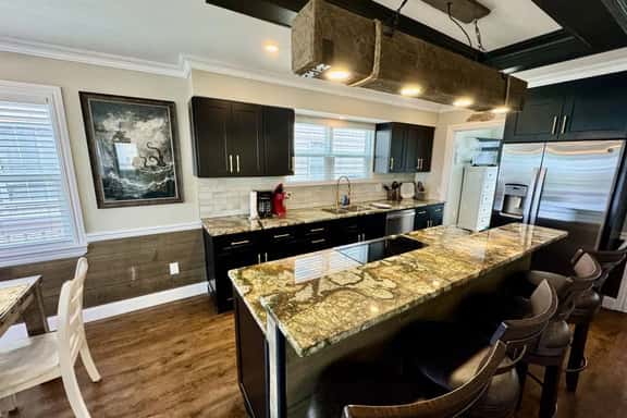 Luxury Pirate Beach House | Ocean Views | Steps to Beach | Golf Cart | Sleeps 11 - Image 1