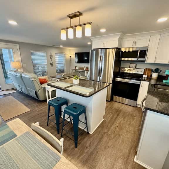 Ocean Lakes 3BR Beach House | Sleeps 7 | Family Myrtle Beach Getaway - Image 1
