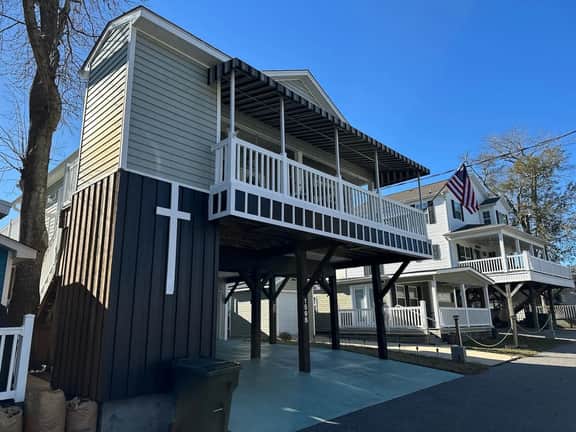 Pet-Friendly Ocean Lakes Beach House | Elevator + Limo Golf Cart | Sleeps 6 - Image 2