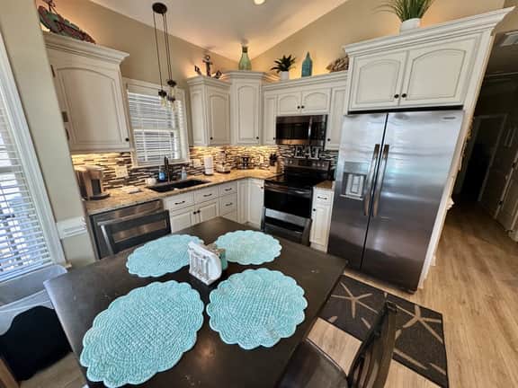 Pet-Friendly Ocean Lakes 3BR Beach House | Limo Golf Cart Included | Sleeps 5 - Image 3