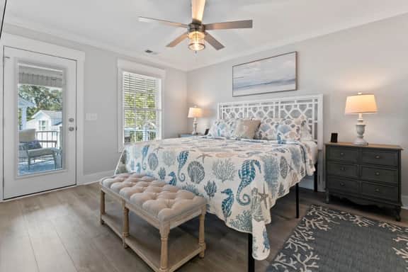 Ocean Lakes 5BR Beach House | Sleeps 12 | Golf Cart | Steps to Beach - Image 4