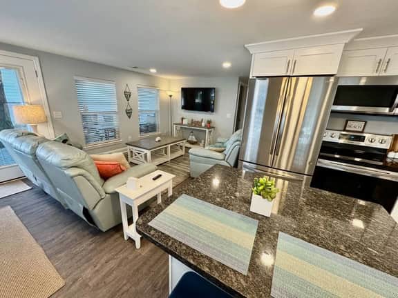 Ocean Lakes 3BR Beach House | Sleeps 7 | Family Myrtle Beach Getaway - Image 3