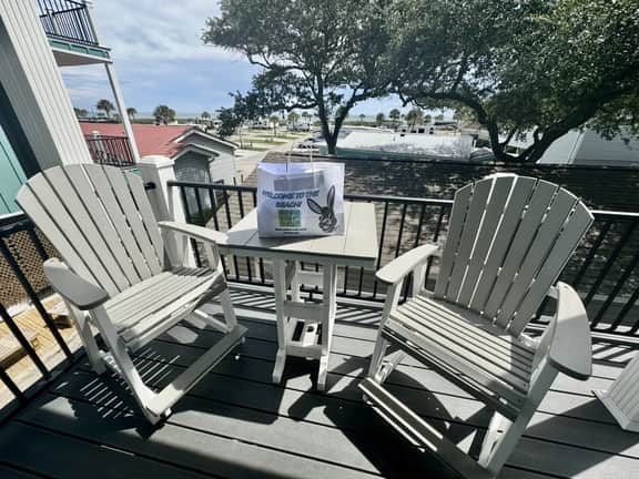 Ocean View Ocean Lakes 4BR | Golf Cart | Steps to Beach | Sleeps 9 - Image 2